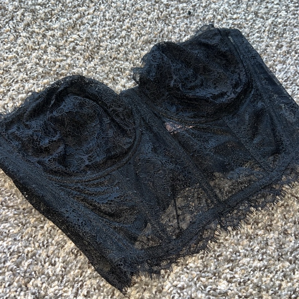 Victorias Secret black corset top size 36D never worn